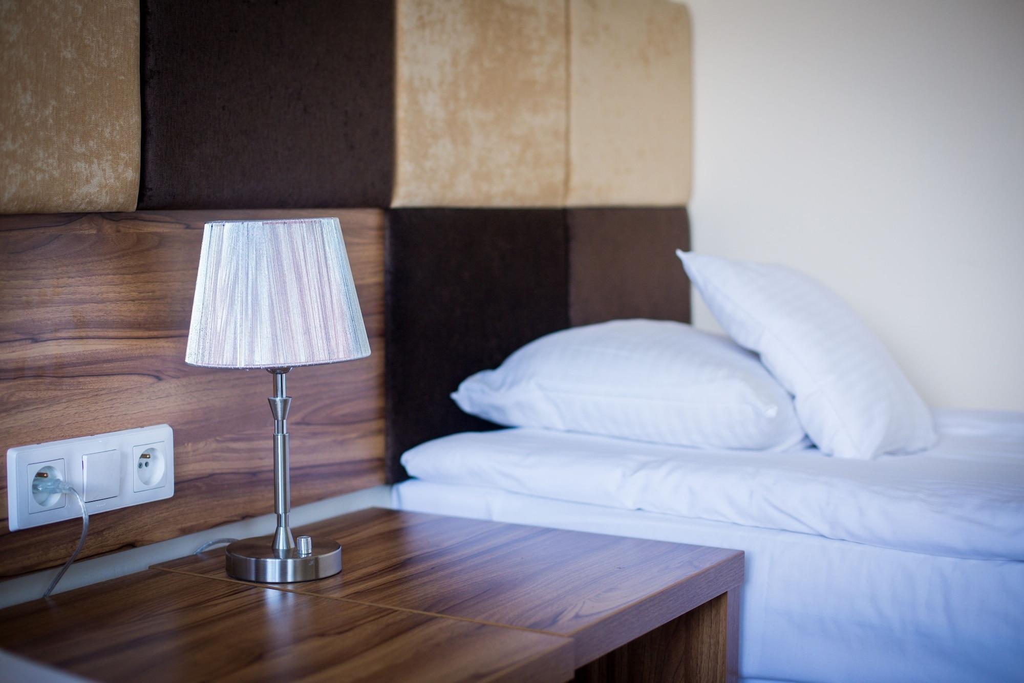 Boutique Hotel'S Kwiska - Legnicka Wroclaw Dış mekan fotoğraf