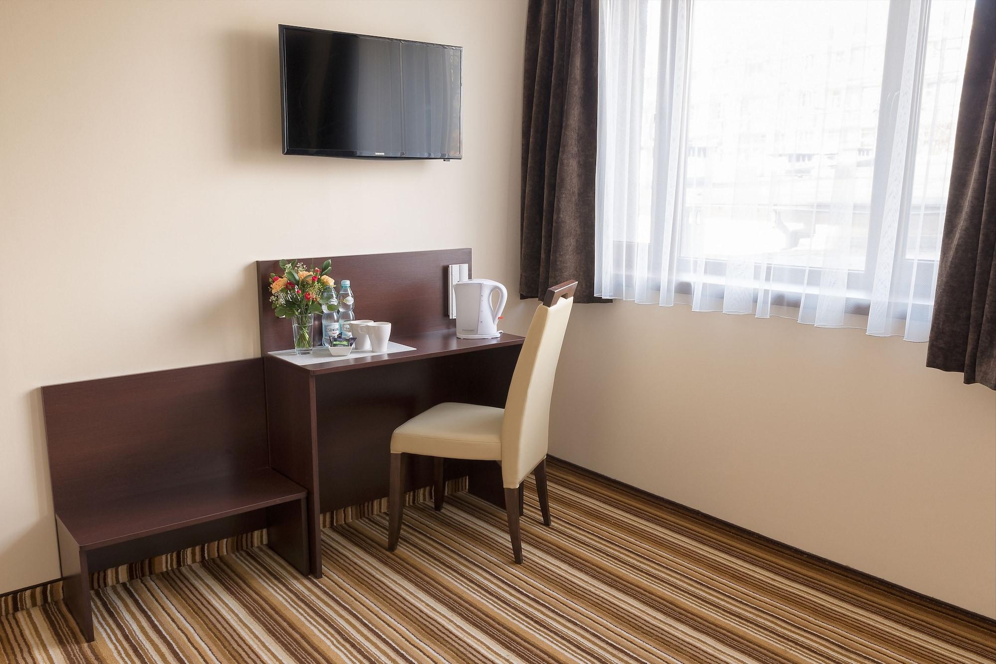 Boutique Hotel'S Kwiska - Legnicka Wroclaw Dış mekan fotoğraf
