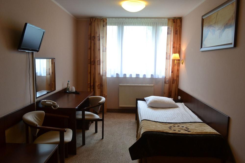 Boutique Hotel'S Kwiska - Legnicka Wroclaw Dış mekan fotoğraf